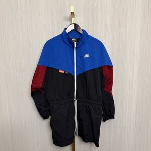 Nike Women’s Icon Clash Woven Track Jacket | Women's Large